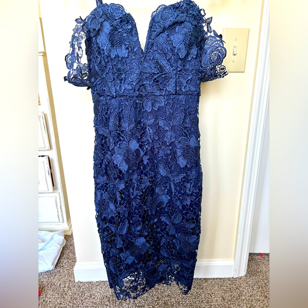 Soieblue navy blue lace dress, size 4, fitted off the shoulder dress with v neck